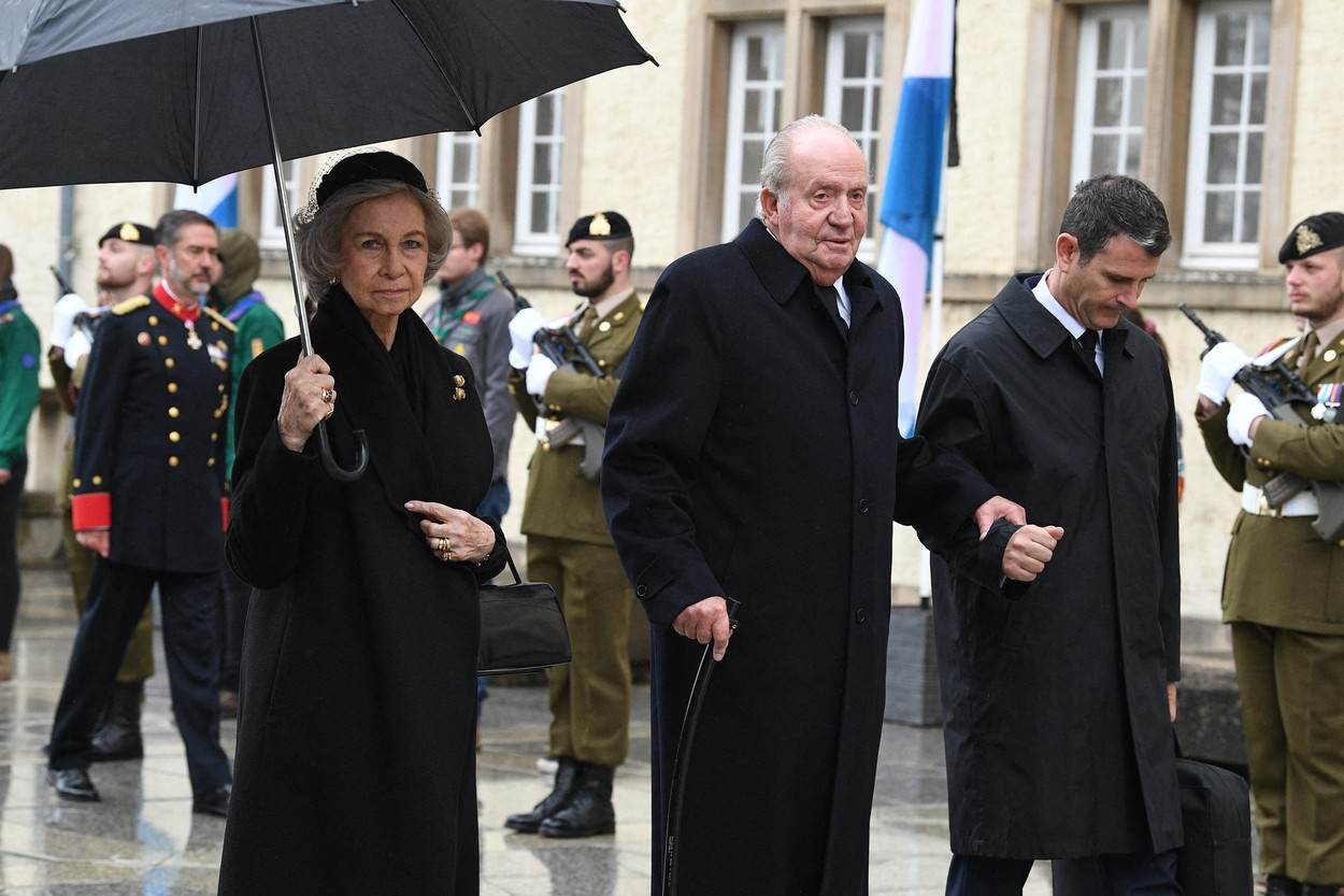 Kralj Juan Carlos nije volio sinovu suprugu kraljicu Letiziju
