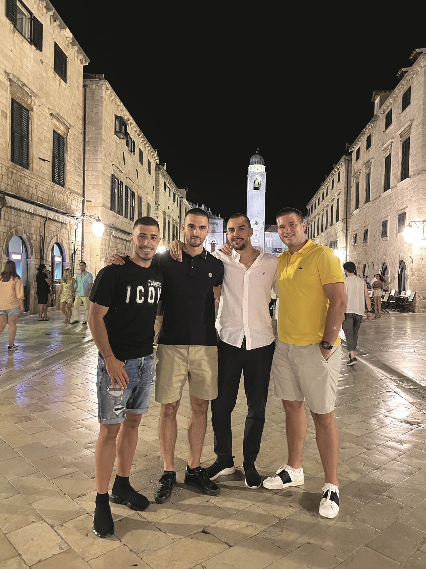 Josip Juranović s prijateljima u Dubrovniku