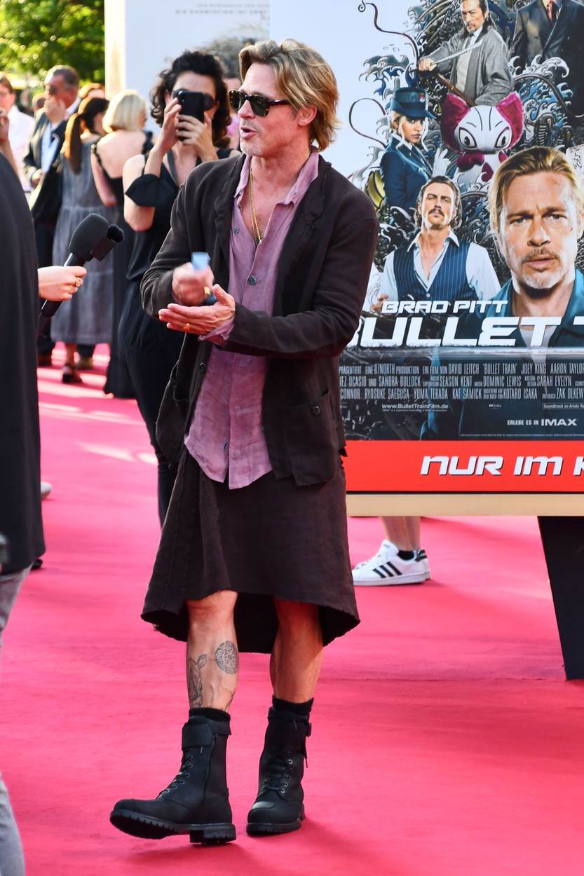 Brad Pitt na crvenom tepihu u suknji