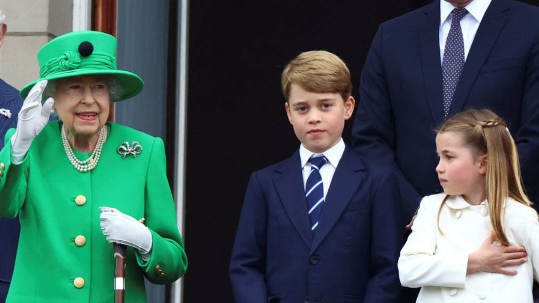 Princ George najstariji je sin Kate Middleton i princa Williama