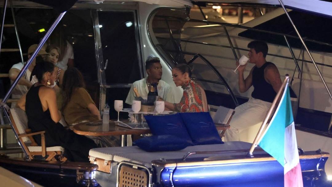 Jennifer Lopez, Caylee Cowan i Casey Affleck na druženju bez Bena Afflecka.jpg