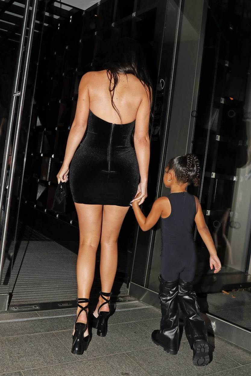 Kylie Jenner i kćerkica Stormi u Londonu