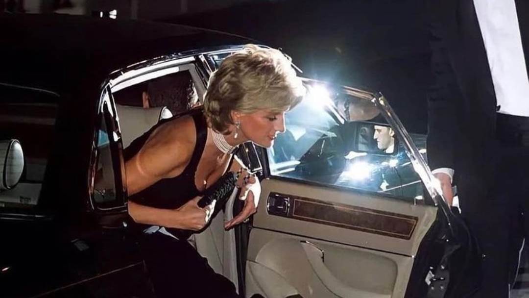 Princeza Diana bježala je od paparazza kada je poginula u automobilskoj nesreći