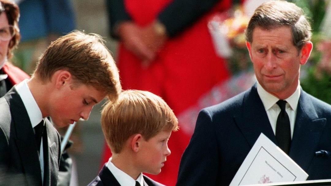 Princ William, princ Harry i princ Charles na sprovodu princeze Diane