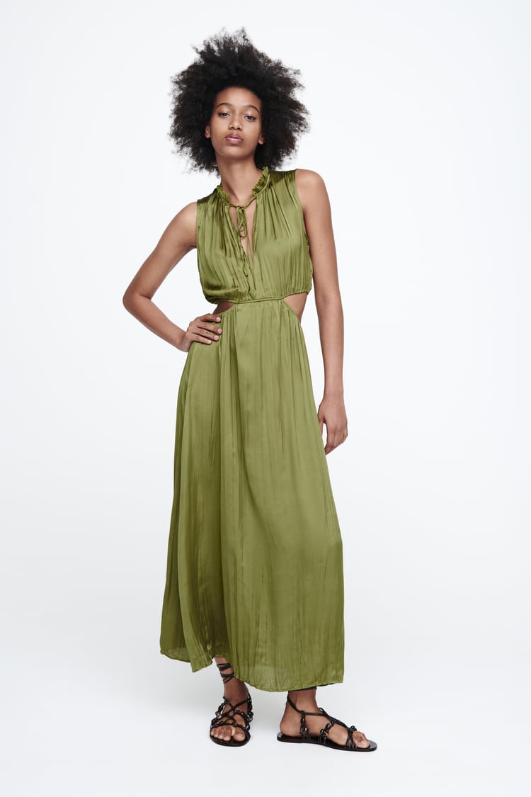 Maslinasto zelena satinirana haljina nabrane teksture