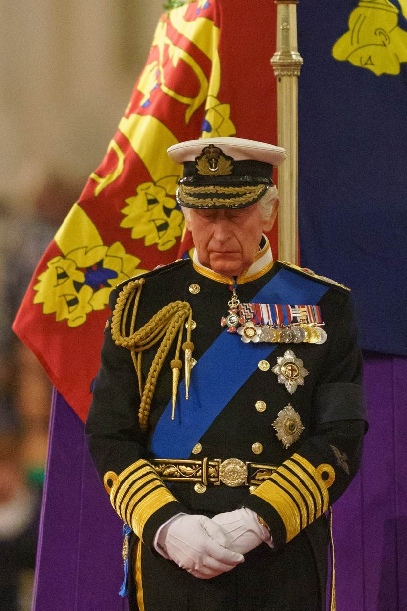Kralj Charles na bdjenju za kraljicu Elizabetu