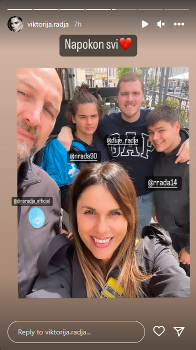 Viktorija Rađa objavila je obiteljski selfie na svom Instagram Storyju.
