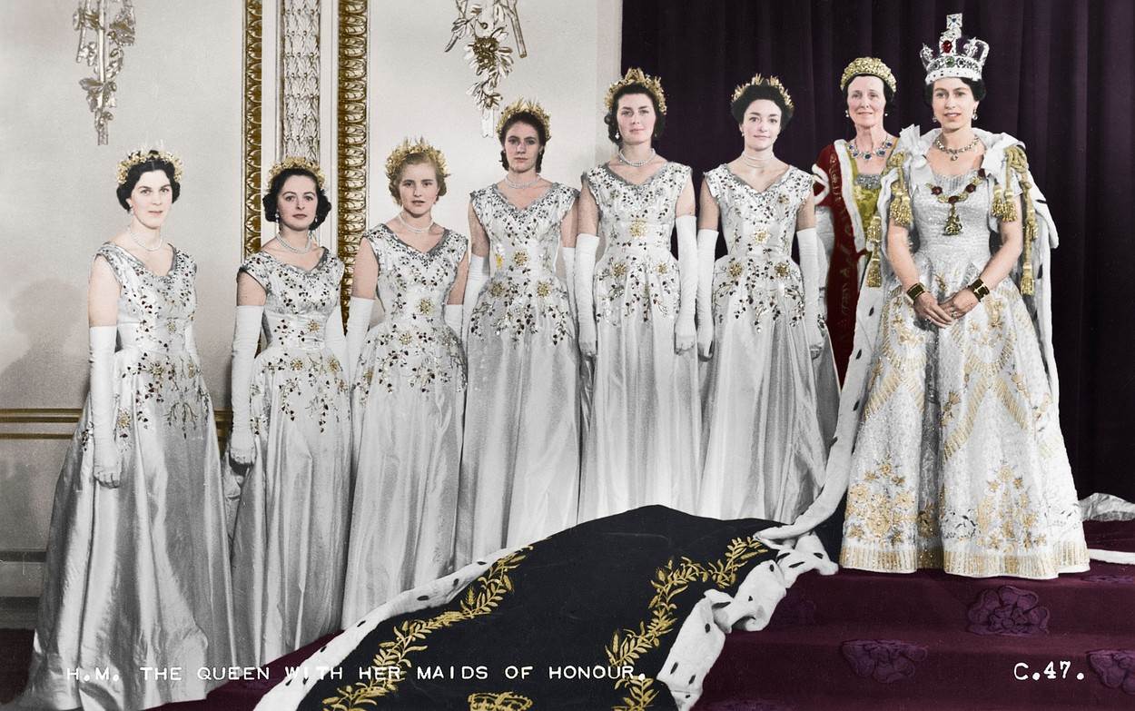 Kraljica Elizabeta II. imala šest djeveruša na svojoj krunidbi