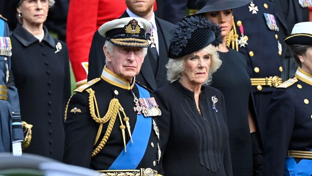 Kralj Charles III. i Camilla Parker kao Kraljica Supruga
