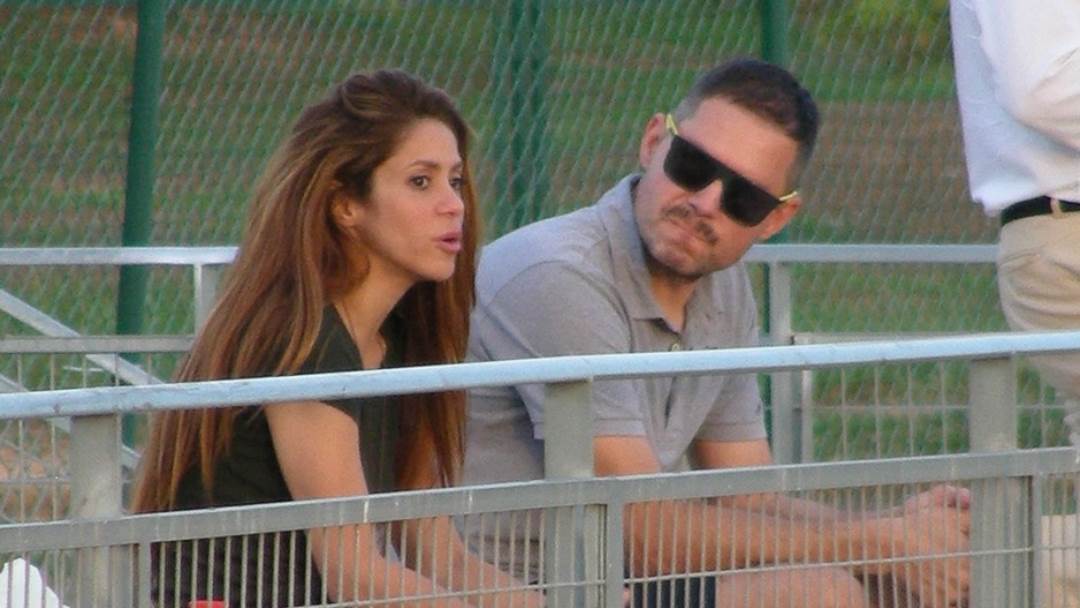 Gerard Pique nije bio oduševljen kada je vidio s kim Shakira odlazi s terena