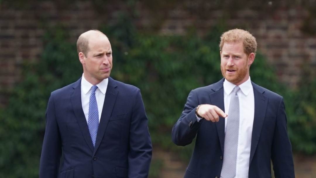 Princ William i princ Harry išli su u istu školu
