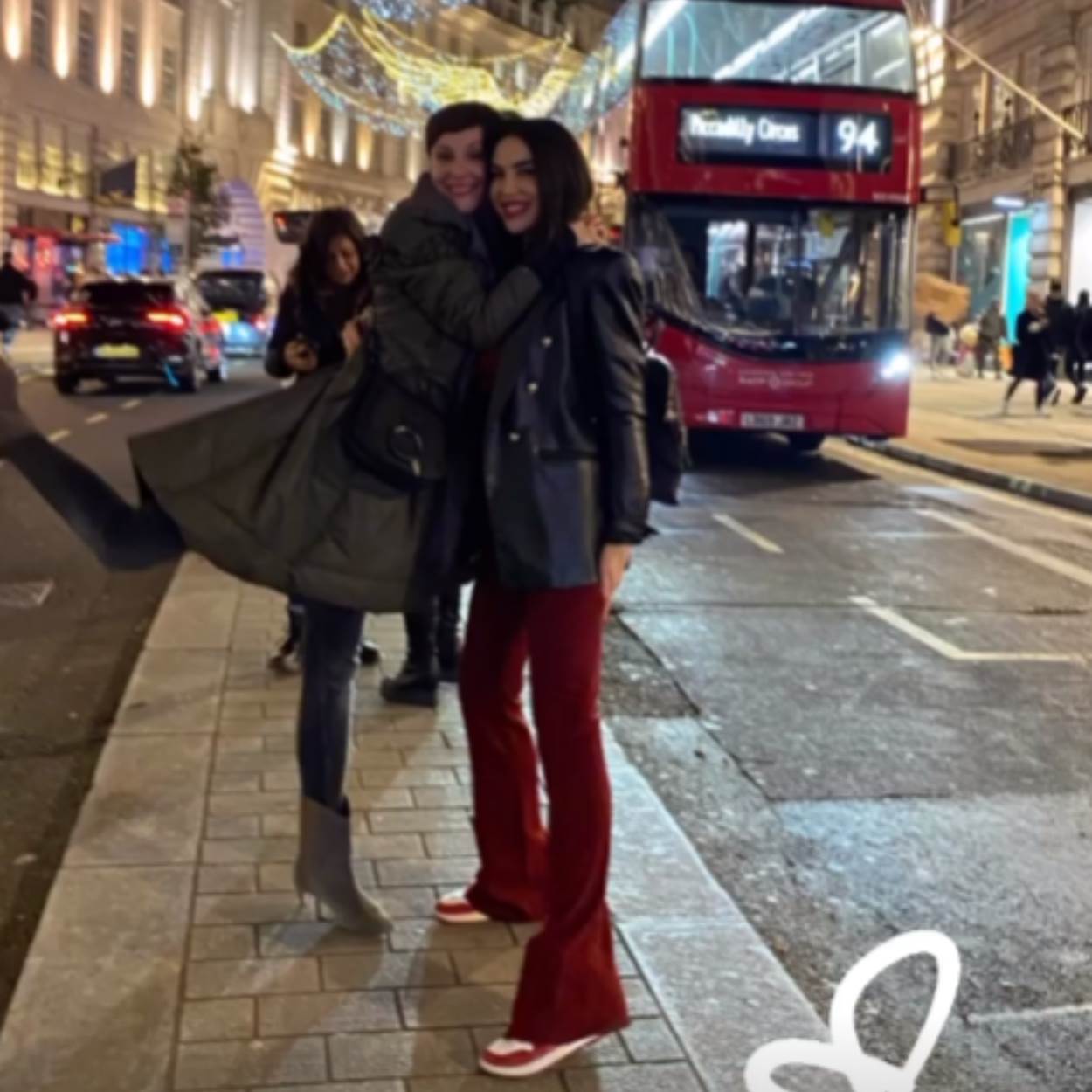 Irena Pecotić uživa u Londonu s prijateljicom