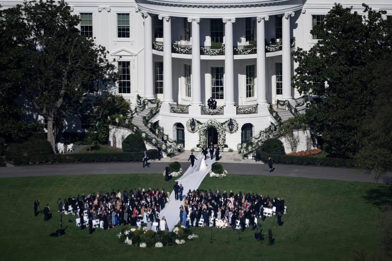 Prvo vjenčanje u Bijeloj kući nakon 50 godina održalo se na južnom travnjaku