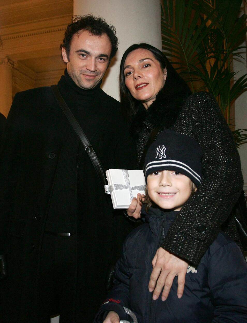Daniela Trbović sa sinom Lovrom 2006. godine