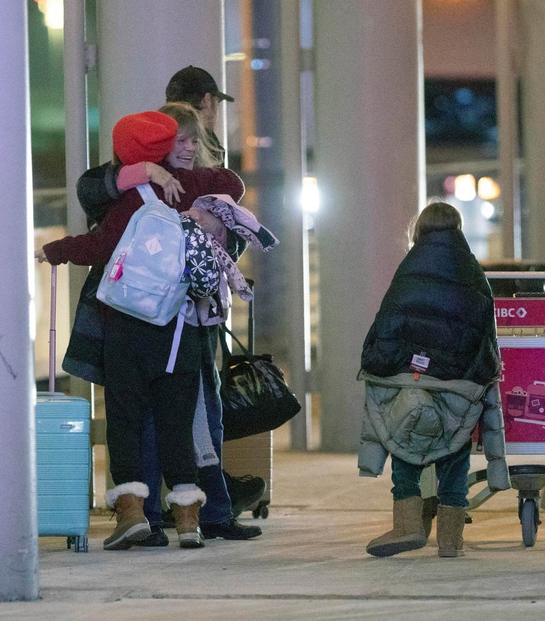 Rachel Bilson i Hayden Christensen s kćeri na aerodromu u Torontu