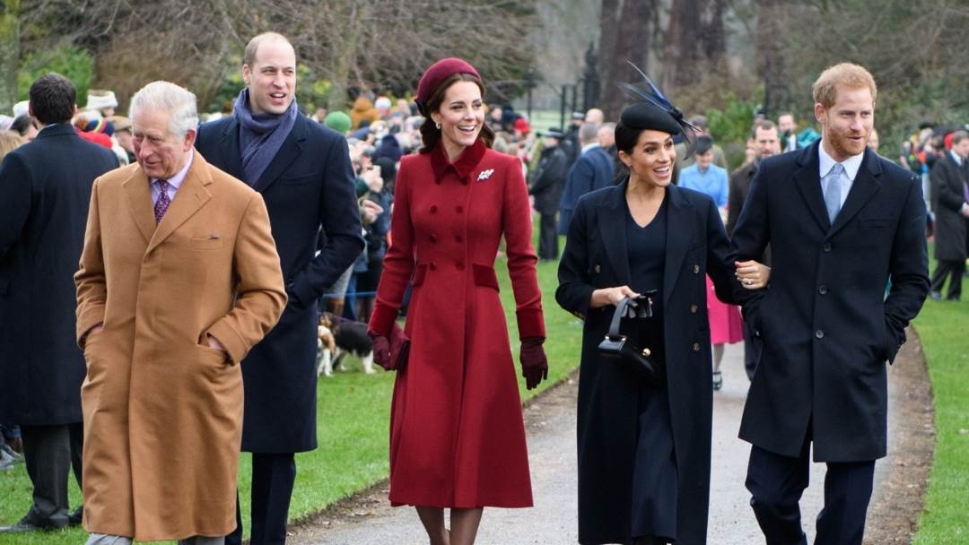 Kralj Charles, princ William, Kate Middleton, princ Harry i Meghan Markle