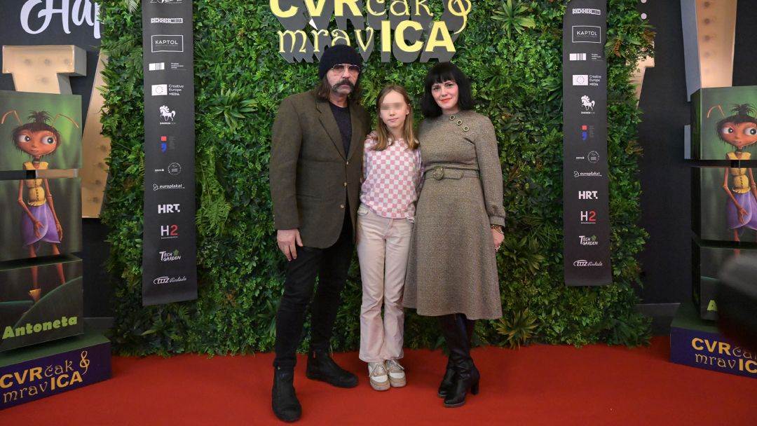 Mrle i Ivanka Mazurkijević s kćeri na premijeri filma