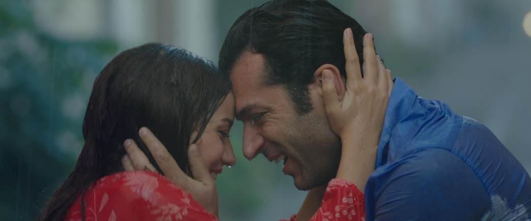 Murat Yildirim i Fahriye Evcen u filmu 'Vječna ljubav'