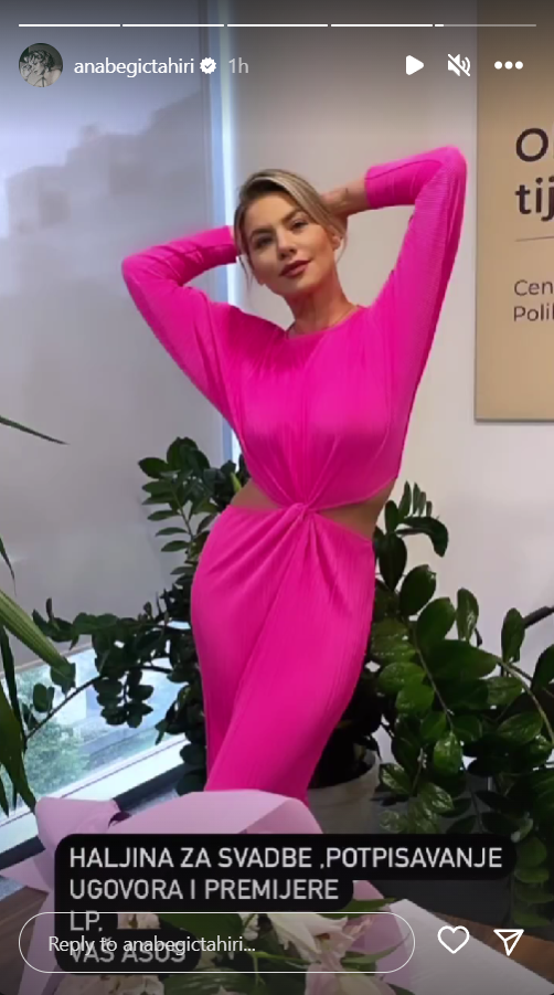 Ana Begić Tahiri pozirala u ružičastoj haljini