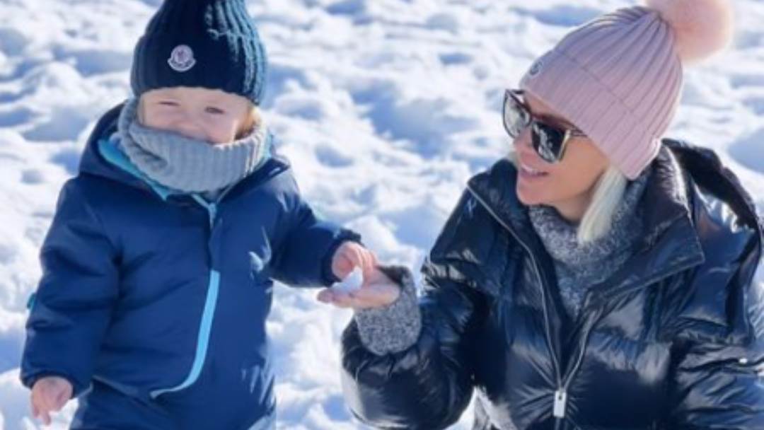 Maja Šuput i Bloom Tatarinov uživaju na snijegu na Plitvicama