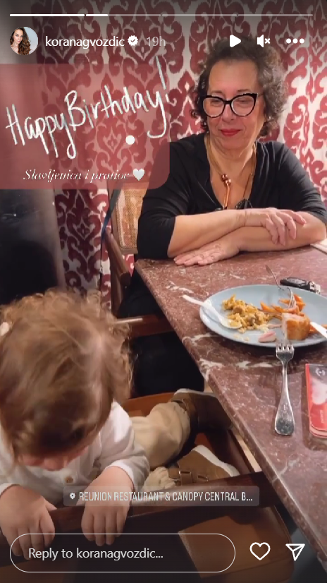 Korana Gvozdić proslavila mamin rođendan u jednom restoranu