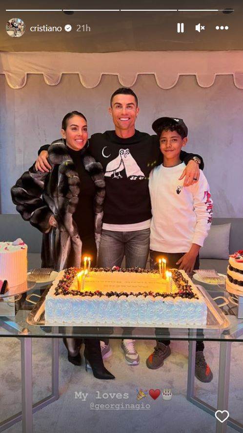 Georgina Rodriguez i Cristiano Ronaldo na njegovoj proslavi rođendana