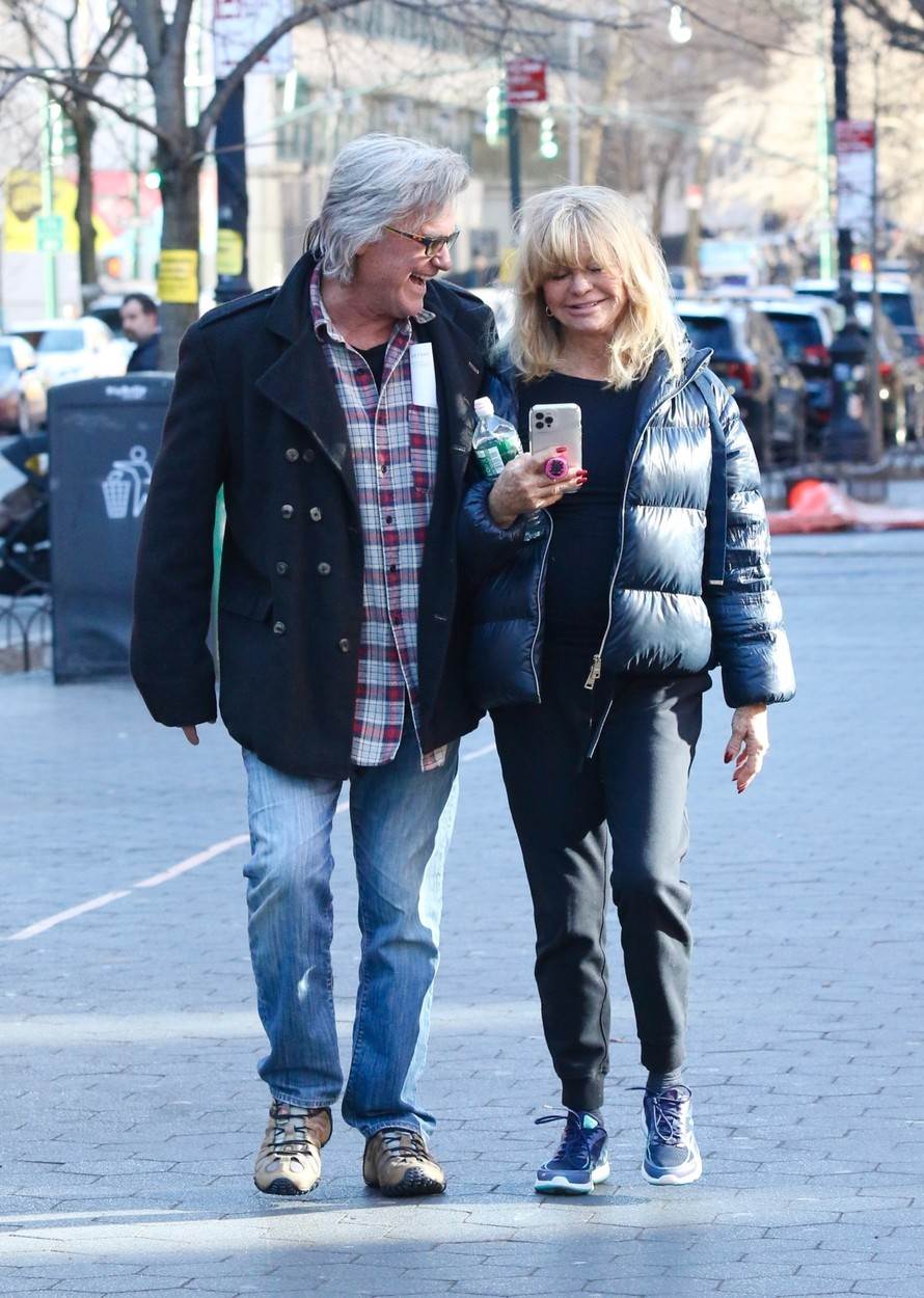 Goldie Hawn i Kurt Russell u šetnji New Yorkom