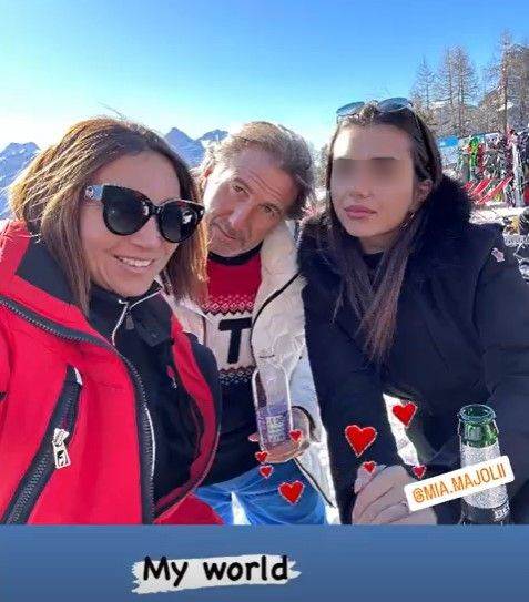 Iva Majoli s kćeri i suprugom na skijanju