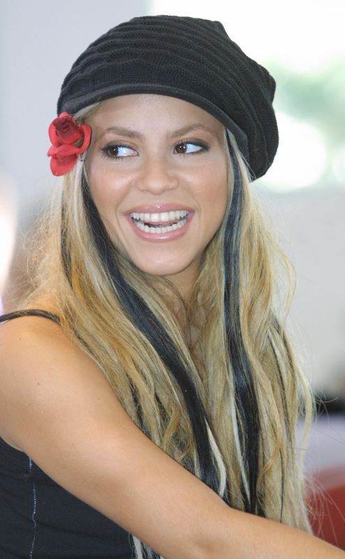 Shakira je sređivala usne