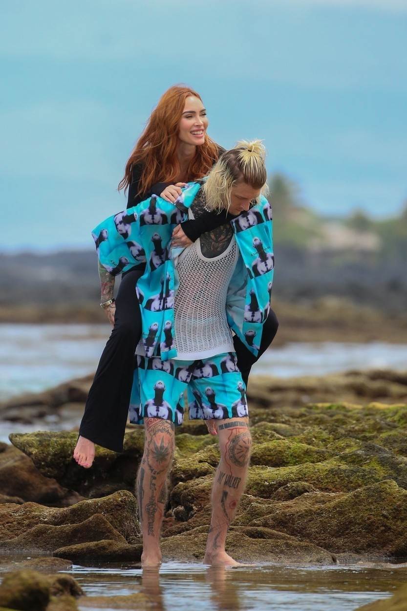 Megan Fox i Machine Gun Kelly na Havajima