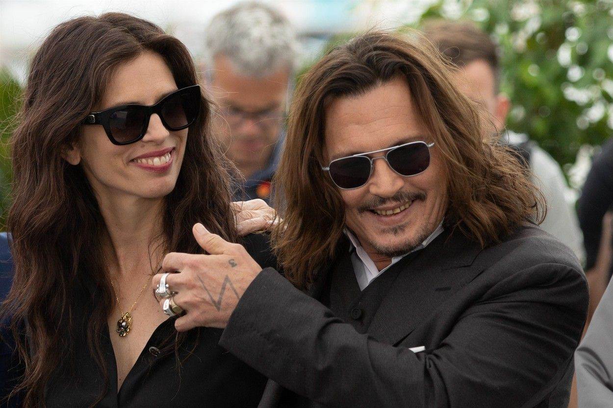 Johnny Depp i Maïwenn Le Besco na filmskom festivalu u Cannesu