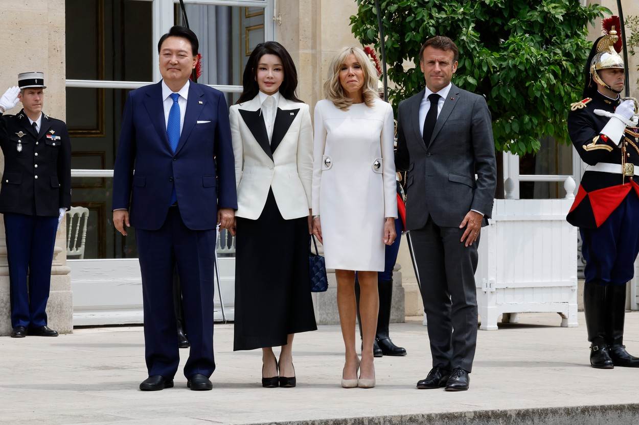 Brigitte Macron i Emmanuel Macron ugostili su korejskog predsjednika i njegovu suprugu