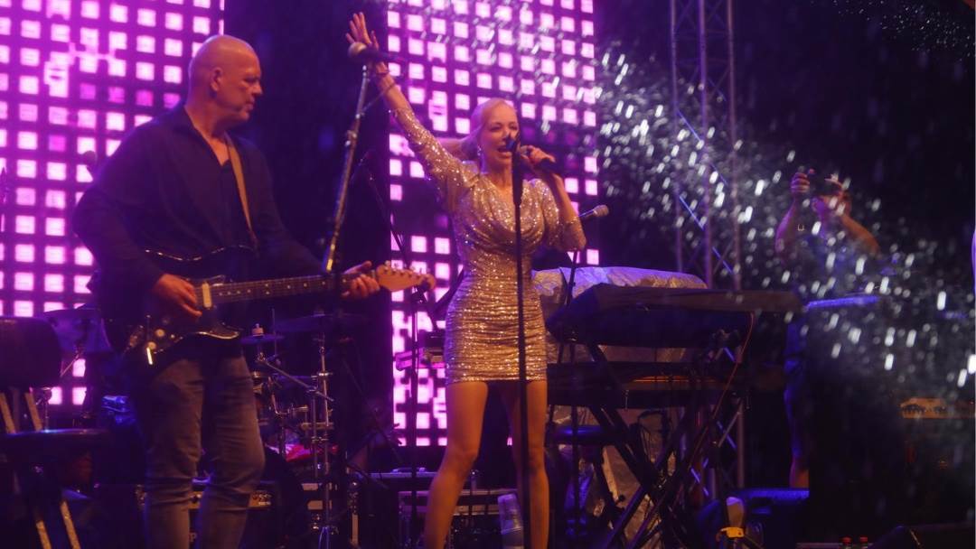 Koncert Jelene Rozge u Karlovcu prekinut zbog kiše