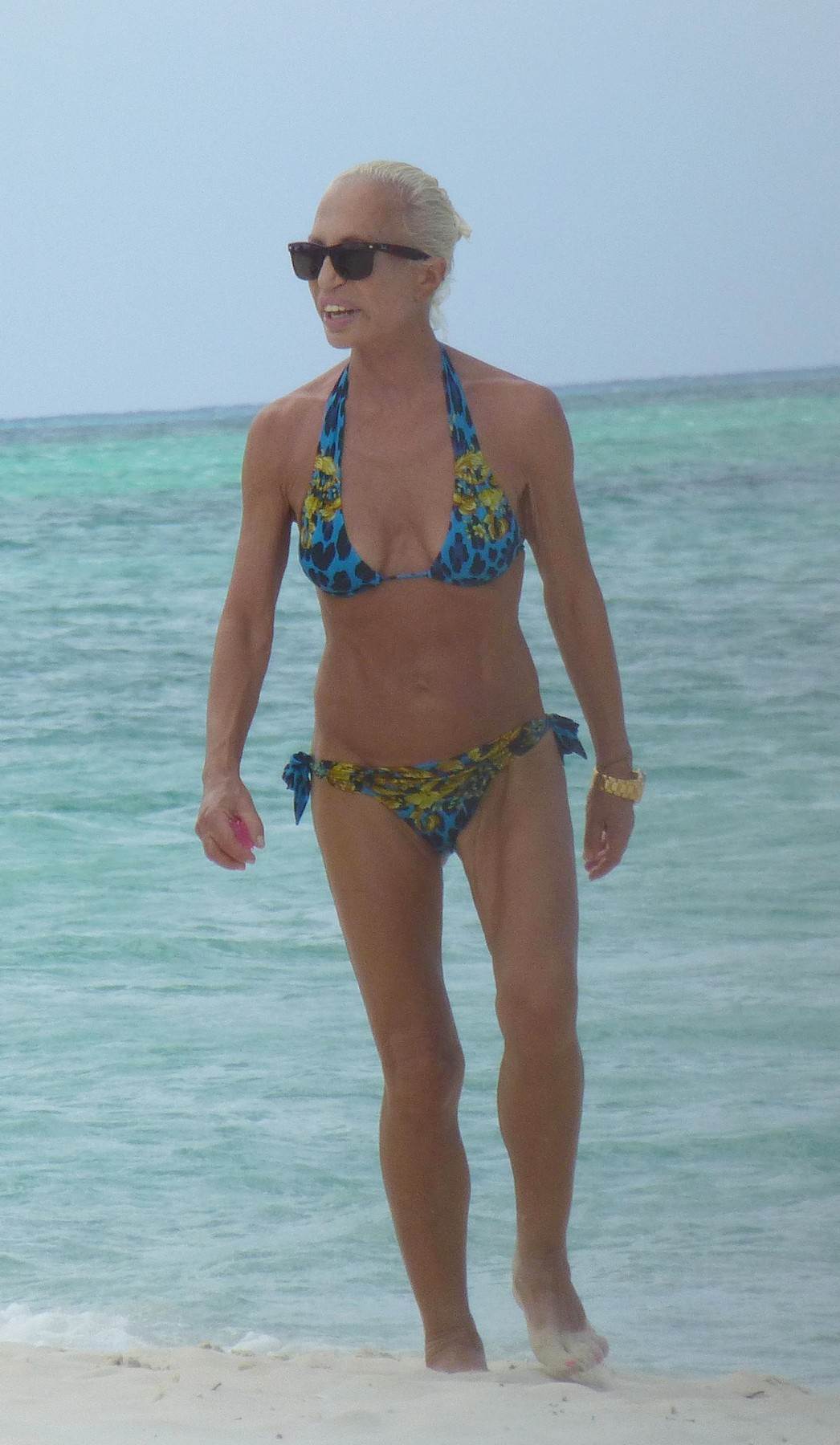 Donatella Versace na plaži
