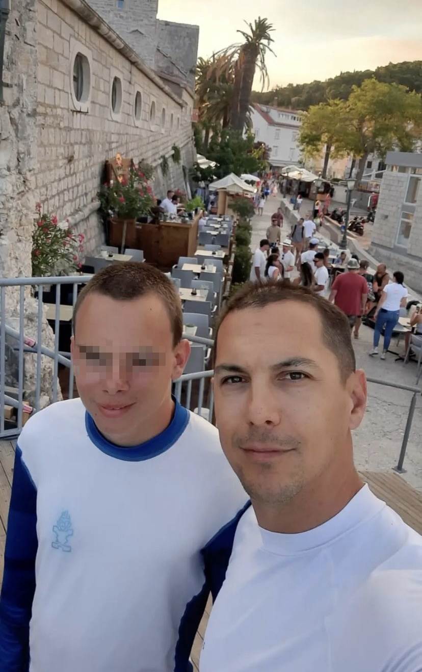 Mario Valentić i sin Niko trenutno uživaju na Korčili.