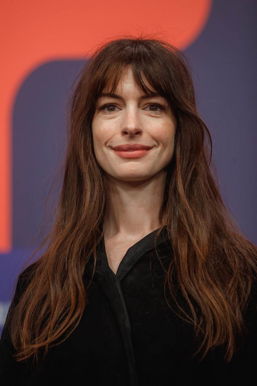 Anne Hathaway nosi birkin šiške