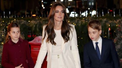 Kate Middleton, princeza Charlotte i princ George.jpg