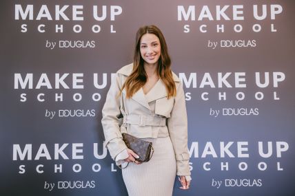 Make up school_Klaudija Kelemović.jpg