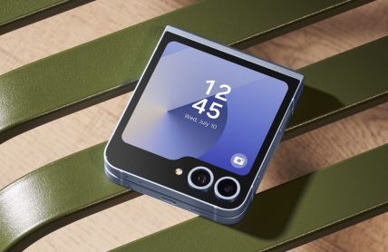 Samsung Galaxy Z Flip6 (2).jpg