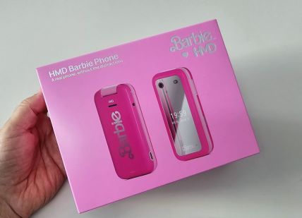 HMD Barbie Phone (2).jpg