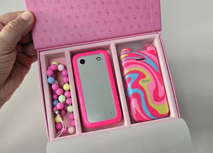 HMD Barbie Phone (3).jpg