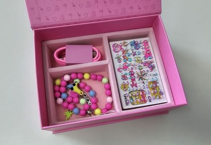 HMD Barbie Phone (12).jpg