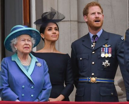 Kraljica Elizabeta, Meghan Markle i princ Harry