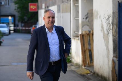 Stephen Nikola Bartulica je poznati hrvatski političar