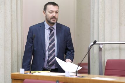 Arsen Bauk je saborski zastupnik SDP-a