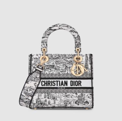 Medium Lady D-Lite Bag/ Dior/ 5050 eura