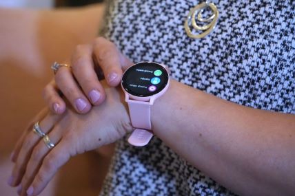 meanit Smart watch M43 Lady, foto Božidar Žitnik (9).jpg