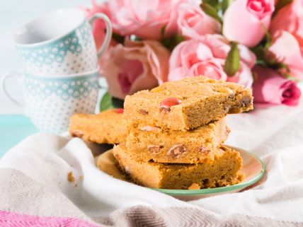 Blondies s čokoladnim jajima