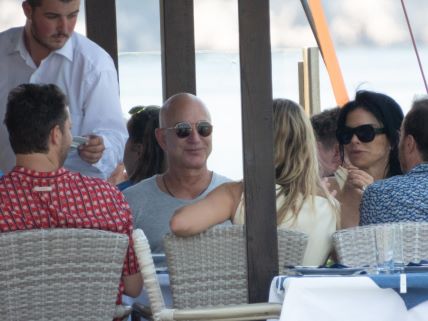jeff bezos