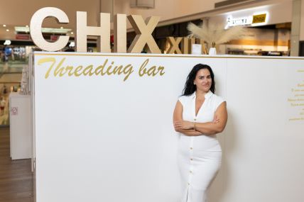 Vedrana Tomić, CHIX threading bar.jpg
